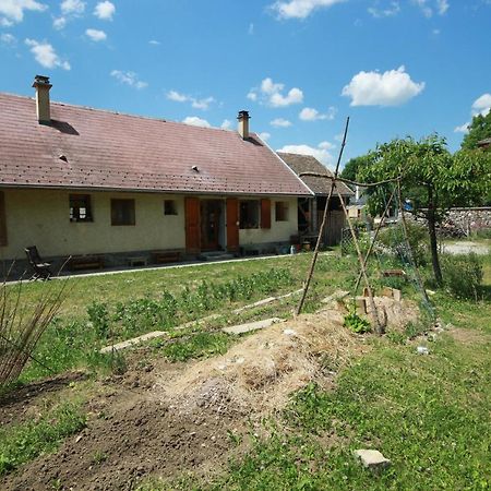 Chambres Et Table D'Hote Le Petit Radis Lus-la-Croix-Haute Εξωτερικό φωτογραφία